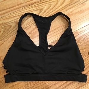 Black sports bra